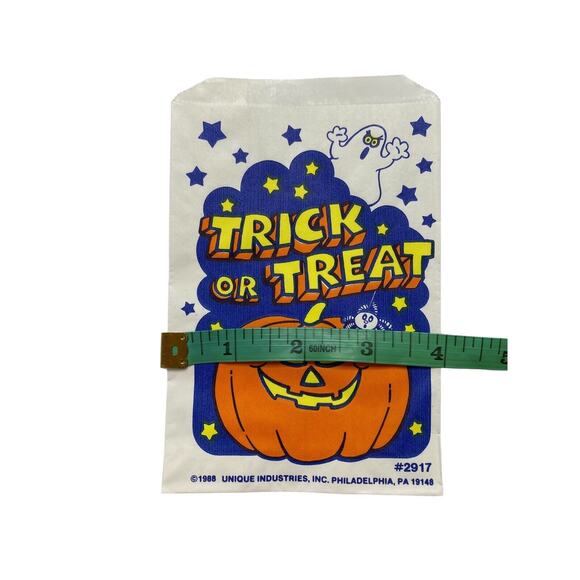 Vintage Halloween Trick or Treat Bags - Set of 30 - 1988 Unique Industries #2917 - Picture 4 of 5